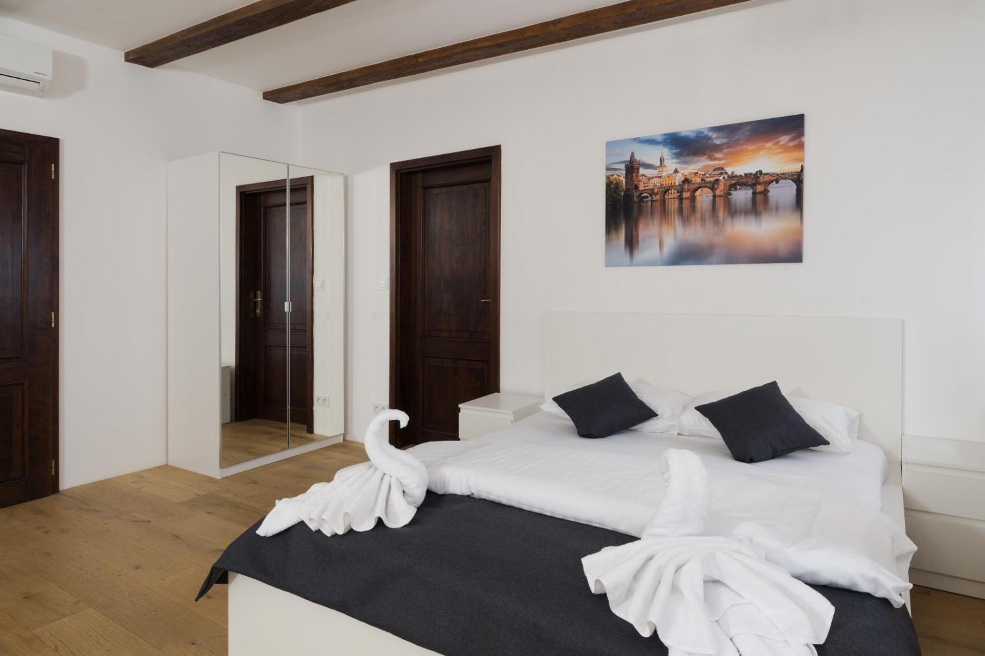 Prague Old Town Liliova Garden Hotel Exterior photo